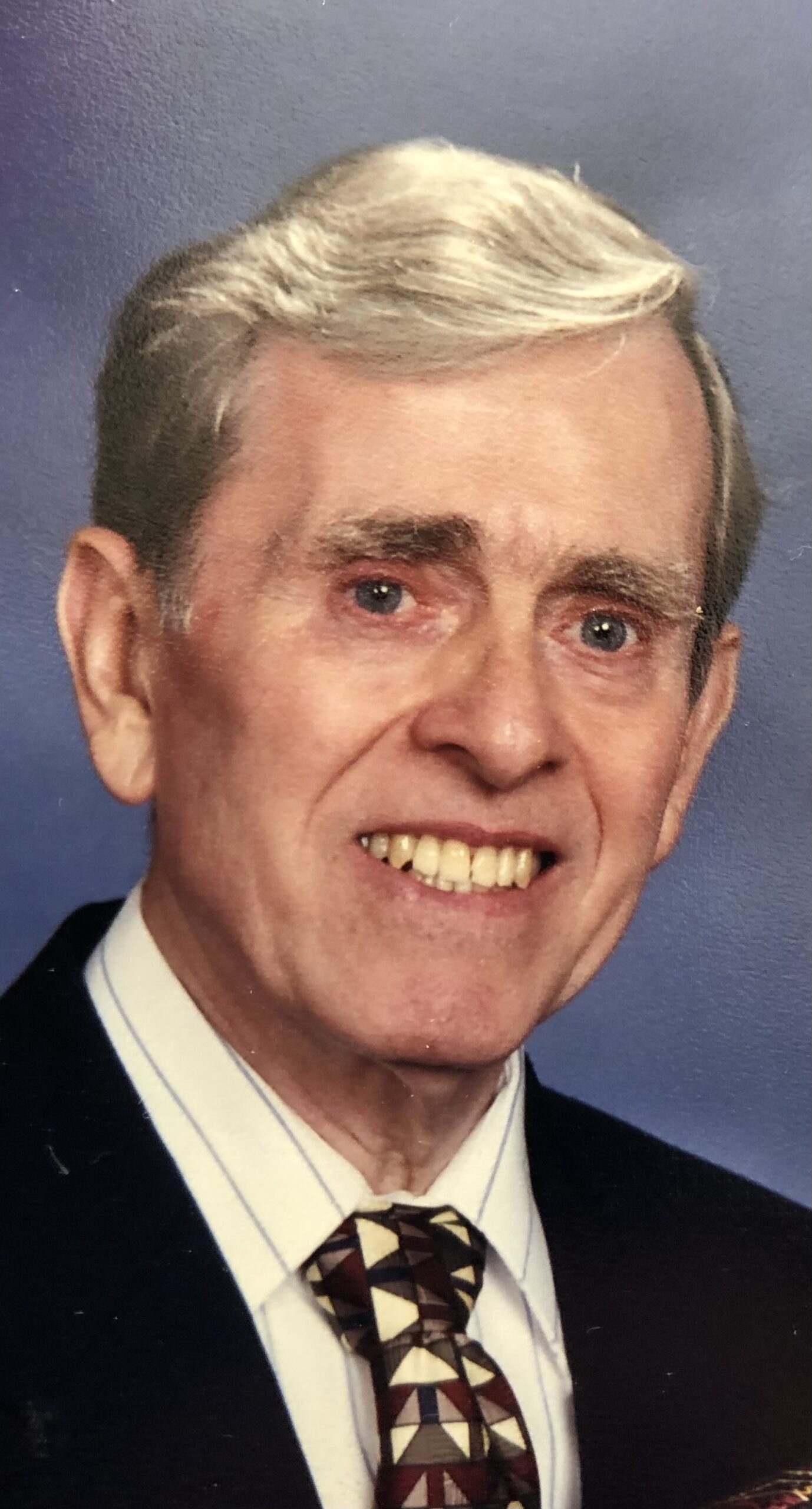 Warren T. “Tom” Brandt – Huntsman Funeral Home & Cremation Services